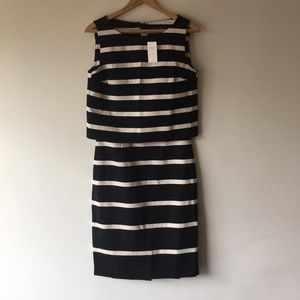 Two piece Banana Republic pencil skirt with top